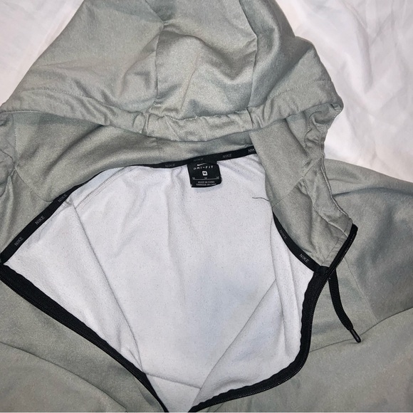Nike Men's Dri-Fit Full-Zip Training Hoodie size medium - Picture 5 of 6